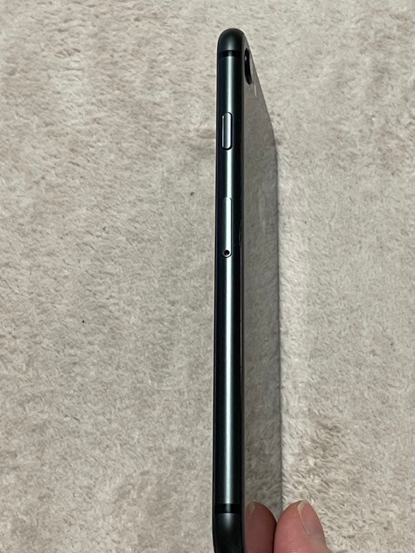 iPhone8 スペースグレイ系64gb バッテリー100% SIMロック解除