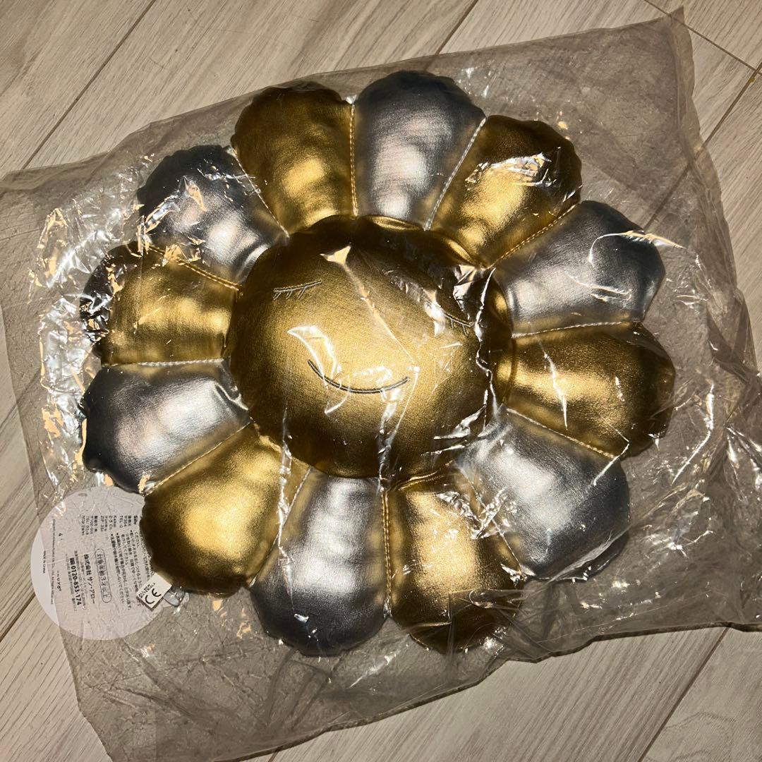 村上隆 カイカイキキ お花 ぬいぐるみ クッション 直径 30cm