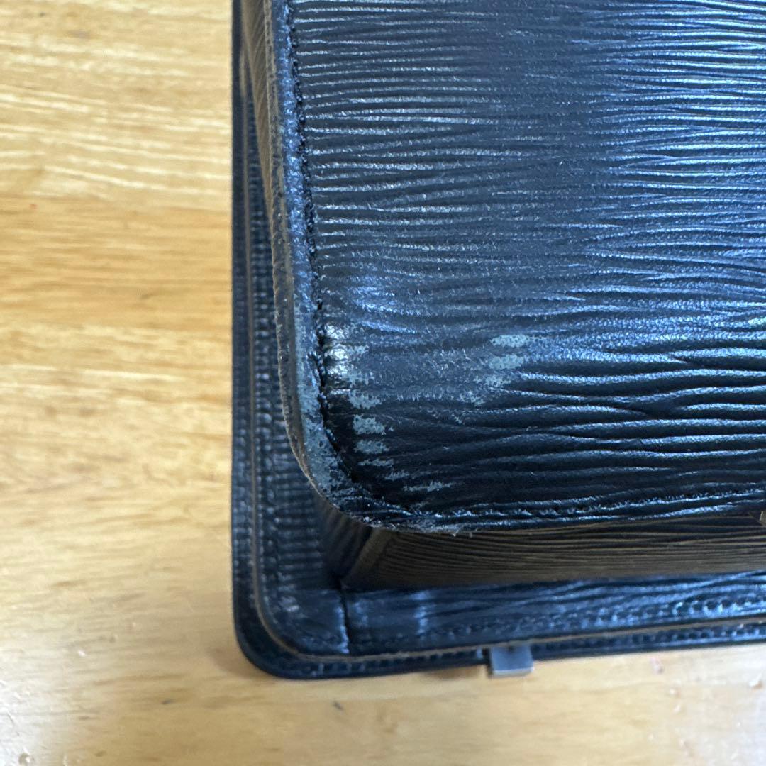 aniary　アニアリ　ビジネスバッグ