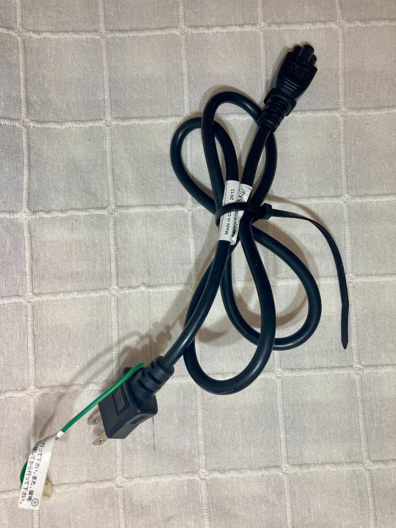 ThinkCentre M72e/ i3・8GB・SSD110GB/Wifi付