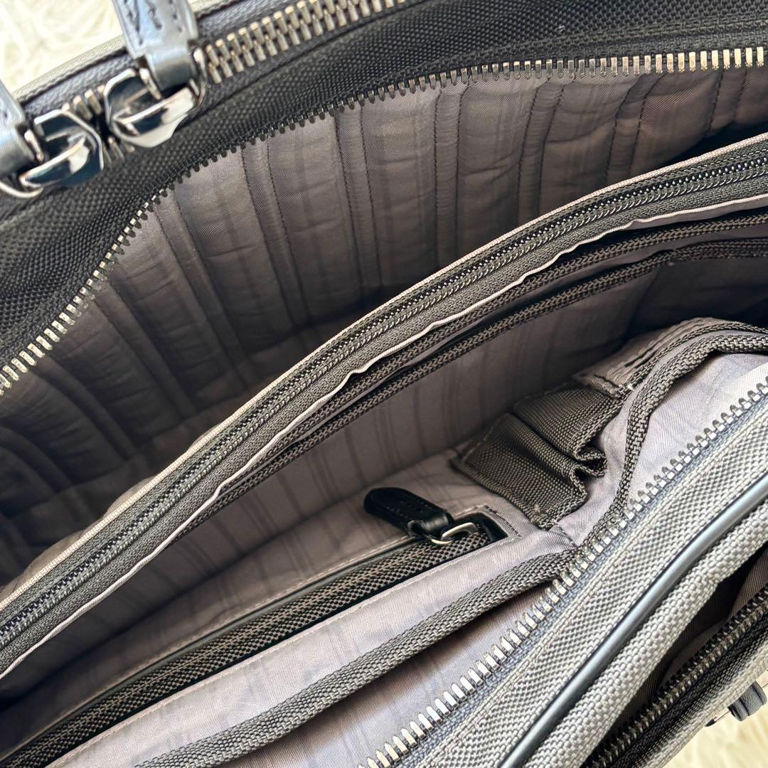 TUMIジャーヴィス 68409DNYE 日本限定 2Way2層式ビジネスバッグ