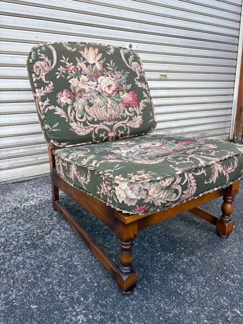 【オールドKarimoku】コロニアル 2脚あります。値下げ！