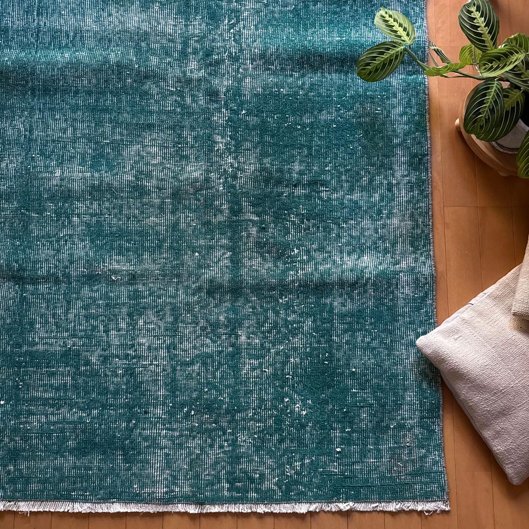 102.5×190 深みあるグリーン　ワンカラーラグ　トルコヴィンテージラグ