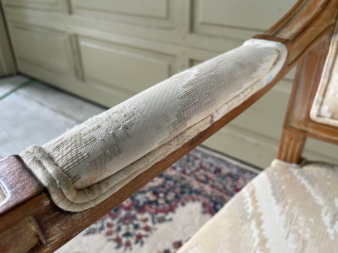 クラシックデザイン ダイニングチェアIDC 大塚家具 BIANCO デカペ塗装