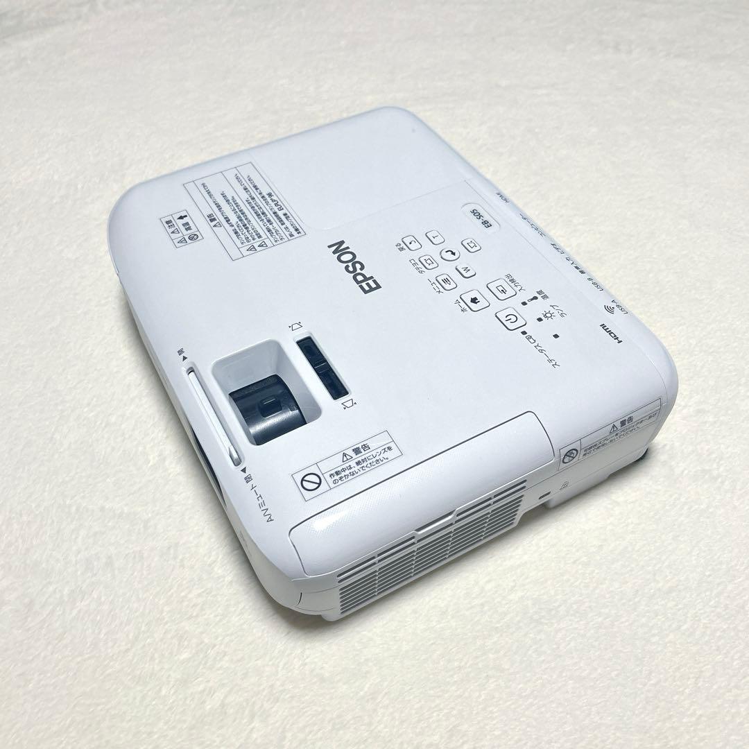 【美品】　エプソン ビジネスプロジェクター EB-S05 ランプ点灯時間　32H