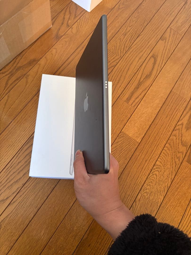 Apple ipad 第7世代 32GB バテッリー容量100%