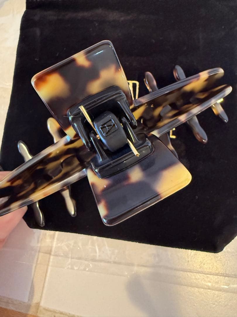 ALEXANDRE DE PARIS アレキサンドルドゥパリ　　ヘアクリップ