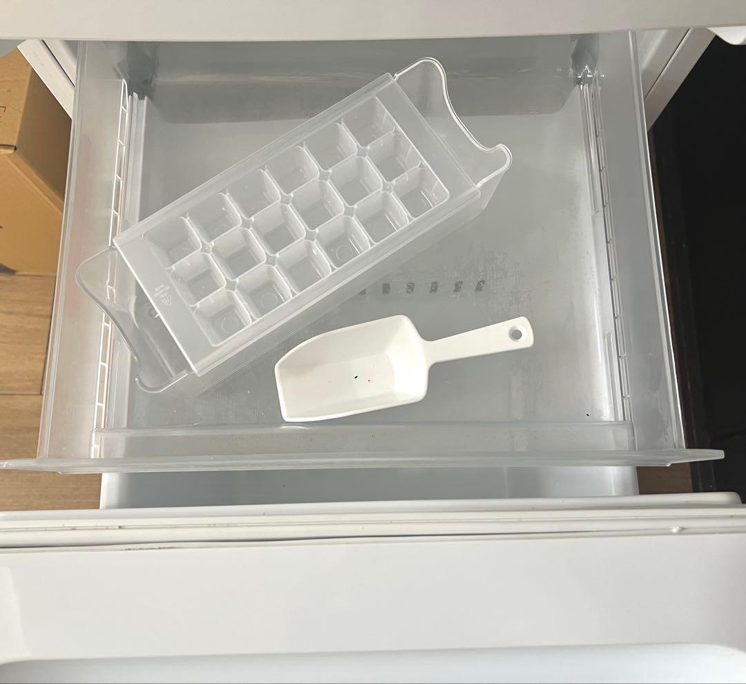 ノンフロン冷凍冷蔵庫　YAMADA YRZ-F15G1 156L