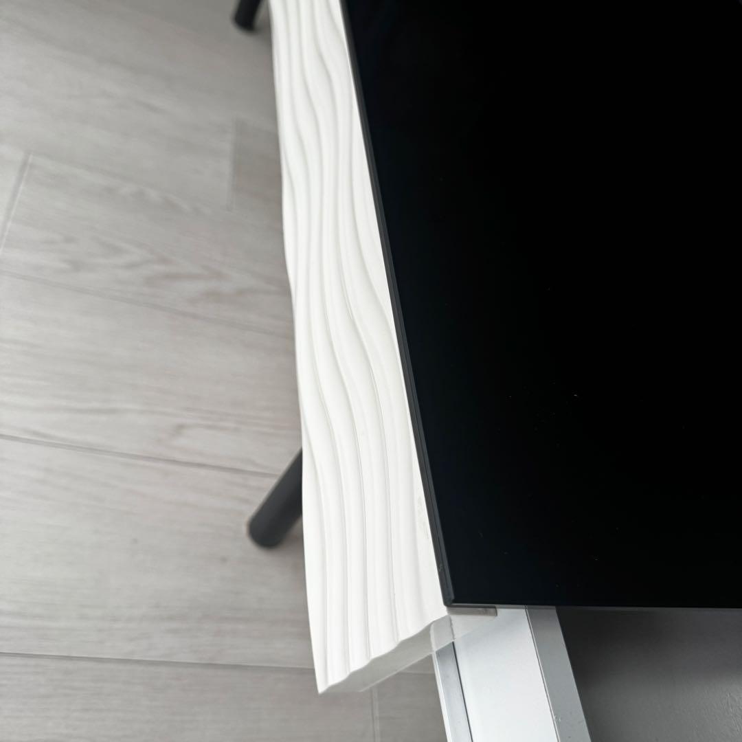 鏡面 白と黒の波模様センターテーブル カフェ ローテーブル