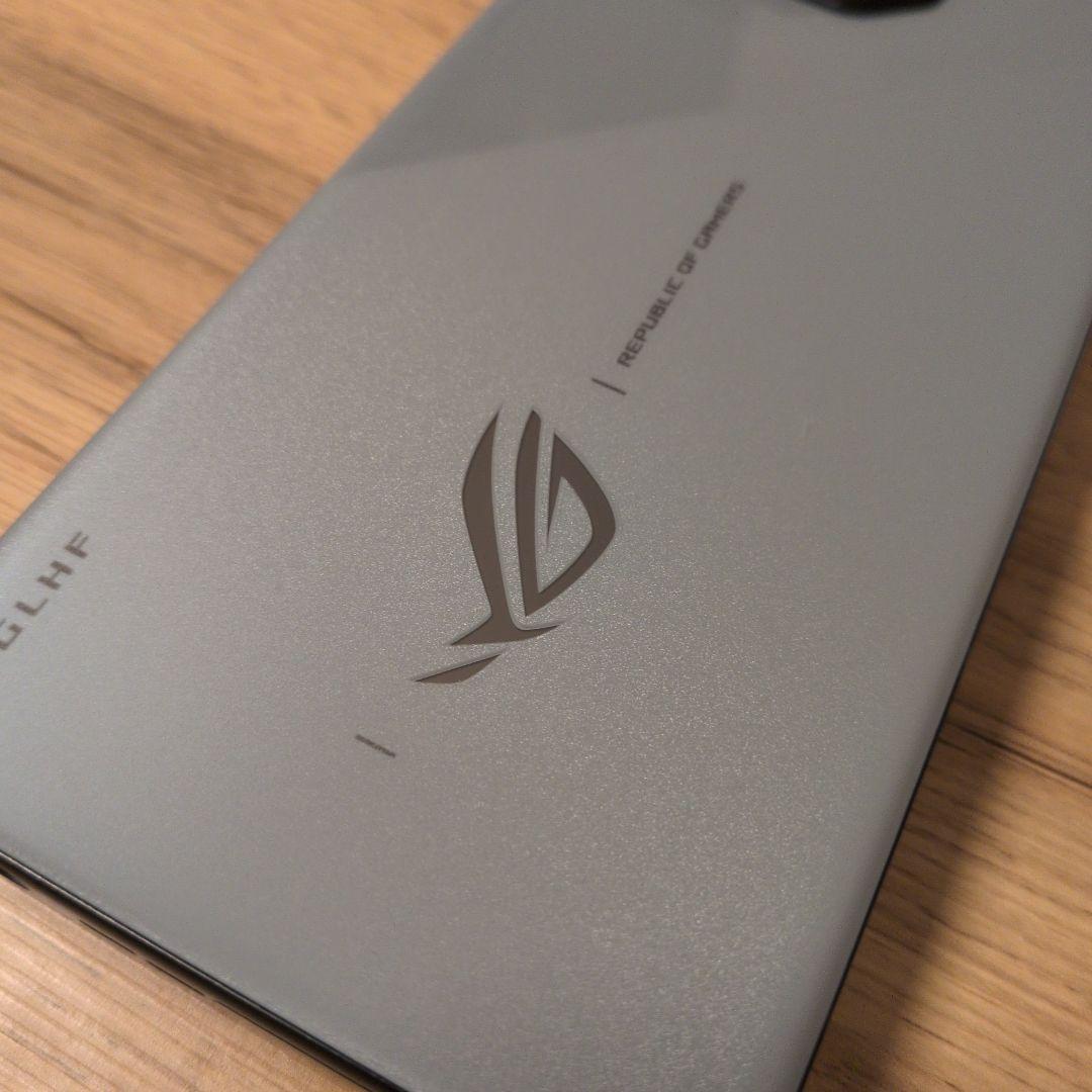 ASUS ROG Phone 8 本体 コントローラー　充電器　スマホ　カバー
