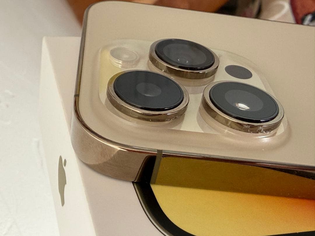 オン【美品】SIMフリー iPhone14 Pro ゴールド 512GB