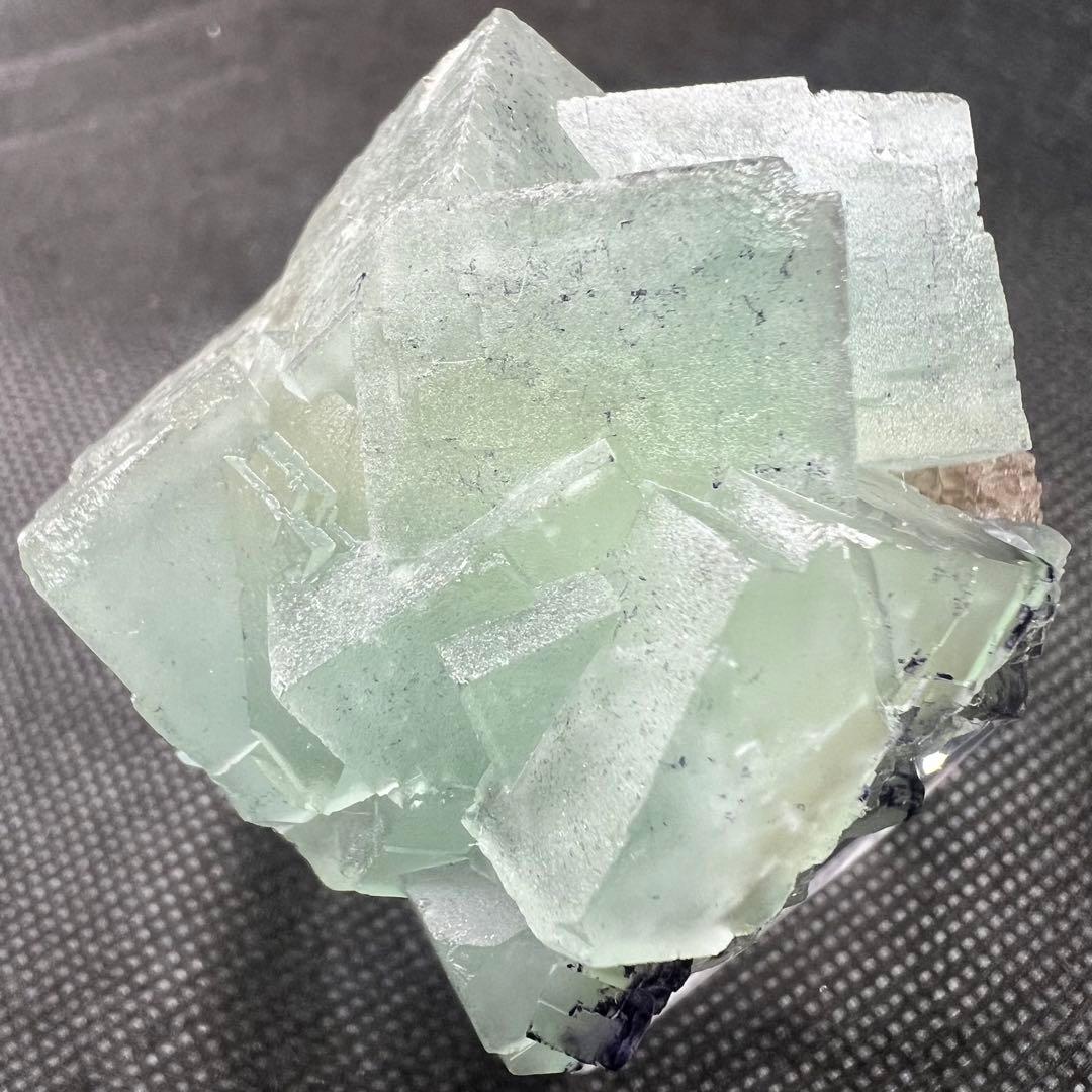 北京産　「瓶覗色（かめのぞきいろ）」フローライト