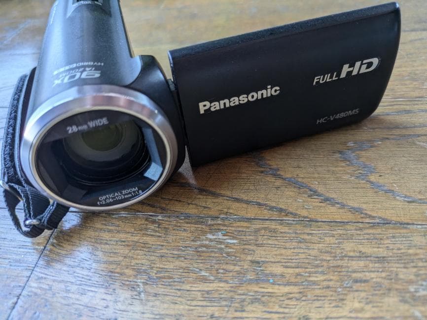 【美品】Panasonic HC-V480MS 高倍率ズーム＆手ブレ補正フルHD