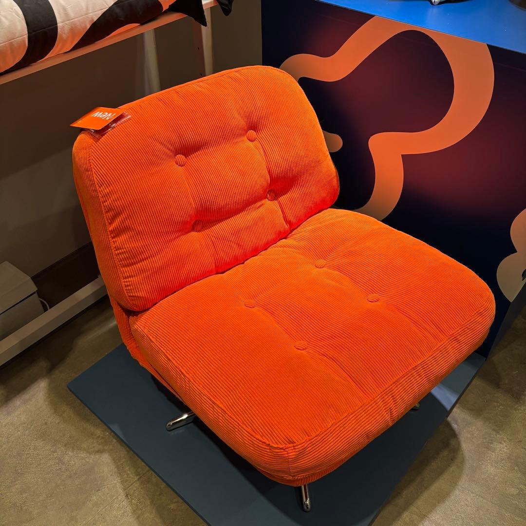 【（新品未開封）】ディヴリンゲ 回転パーソナルチェア イケア IKEA オレンジ