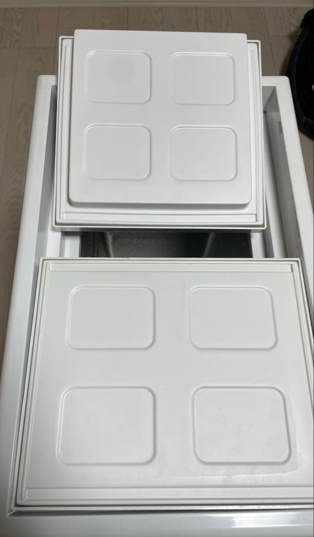 【美品】アレジア冷凍庫小型上開き41Lスリム　常に音は静かです