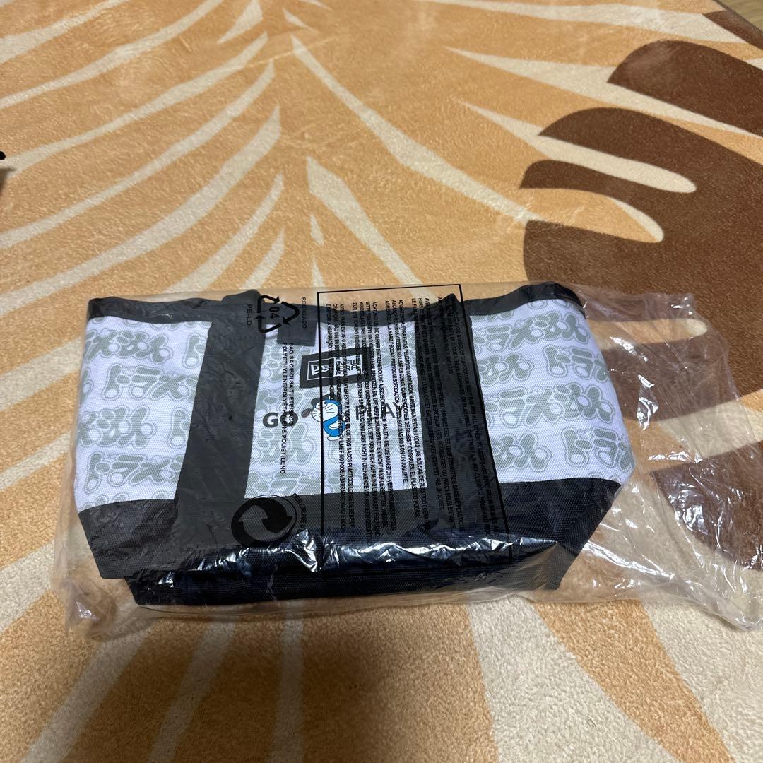値下げ‼️稀少品‼️新品ニューエラ限定カートバッグ 白黒ドラえもんバージョン