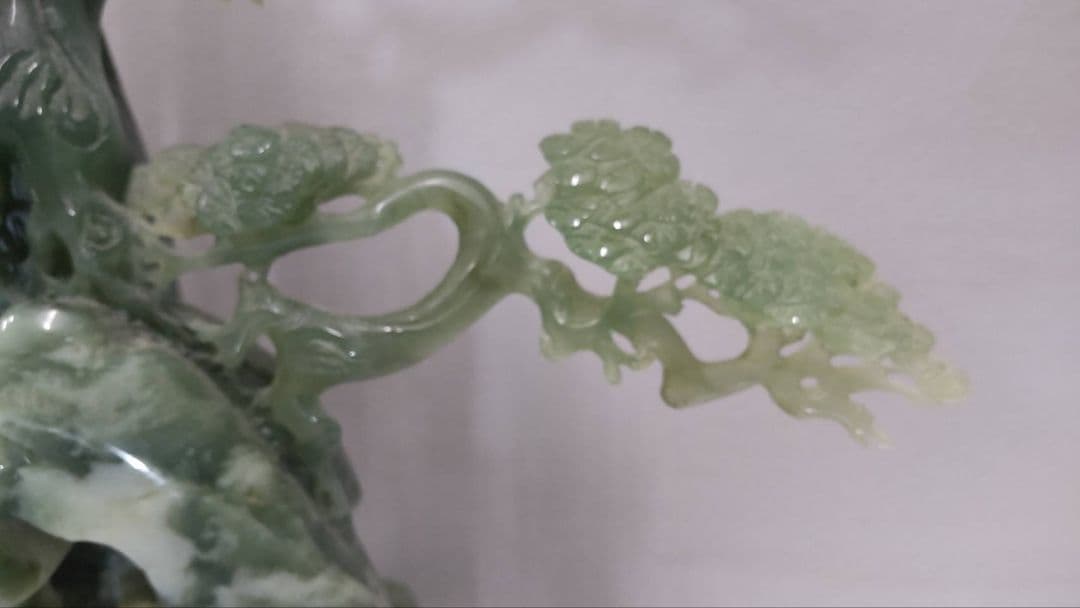 玉石 玉製 翡翠　東洋彫刻　鶴 置物 縁起物