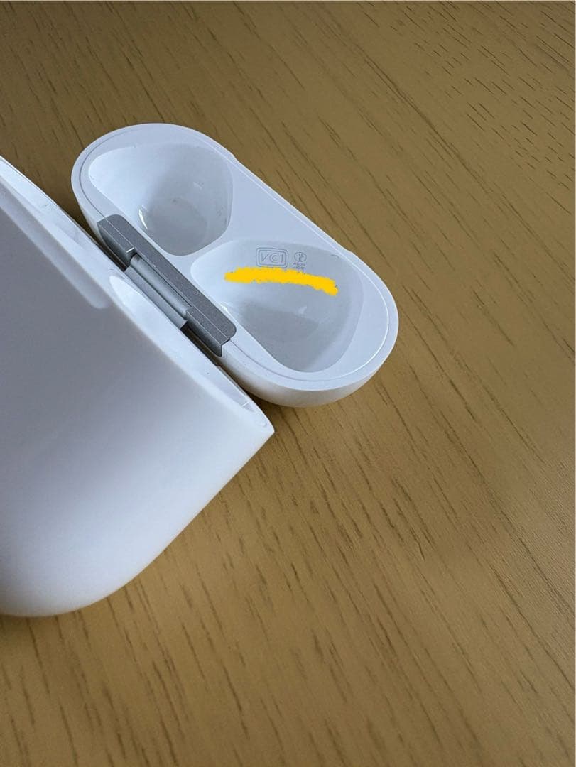 AirPods 4（ANCモデル）／ノイズキャンセリング対応・動作良好