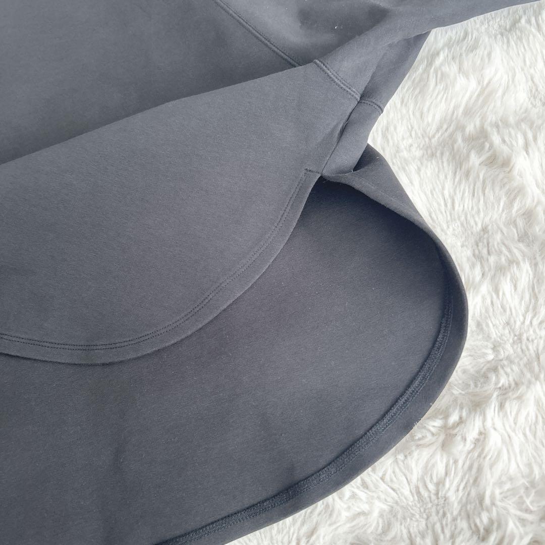 ビアズリー★ ダンボールサークルプルオーバー　ブラック