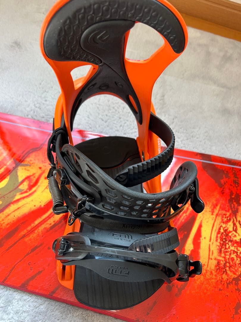Ｋ2スノーボードとフラックスTTバインディングセット