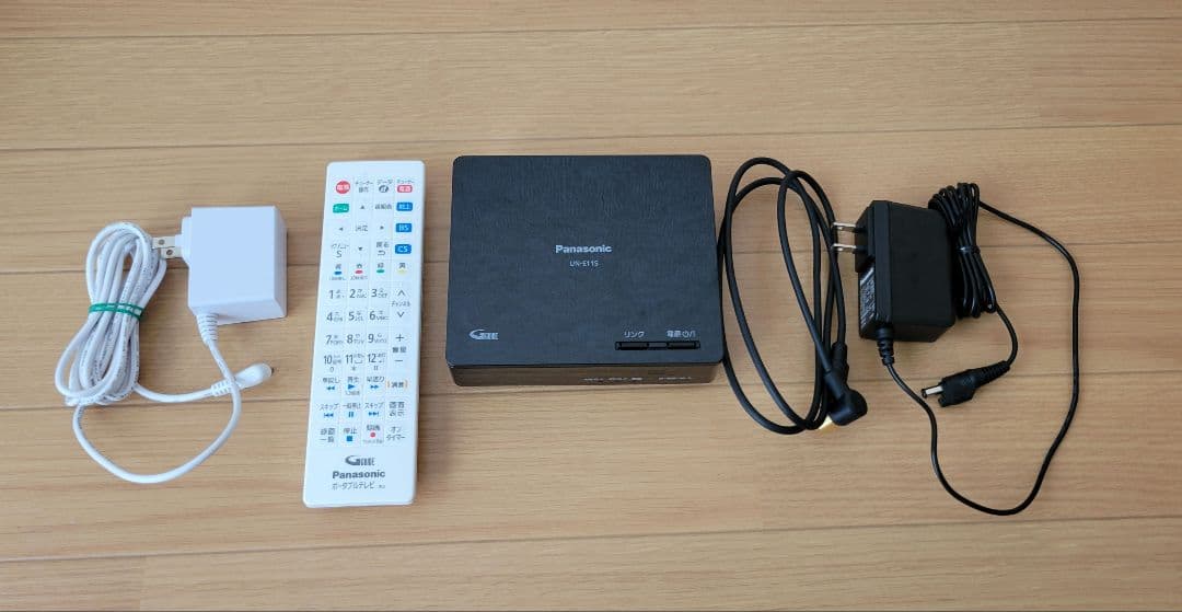 【美品】Panasonic　22年製　ポータブルテレビ　防水　地デジ　BS