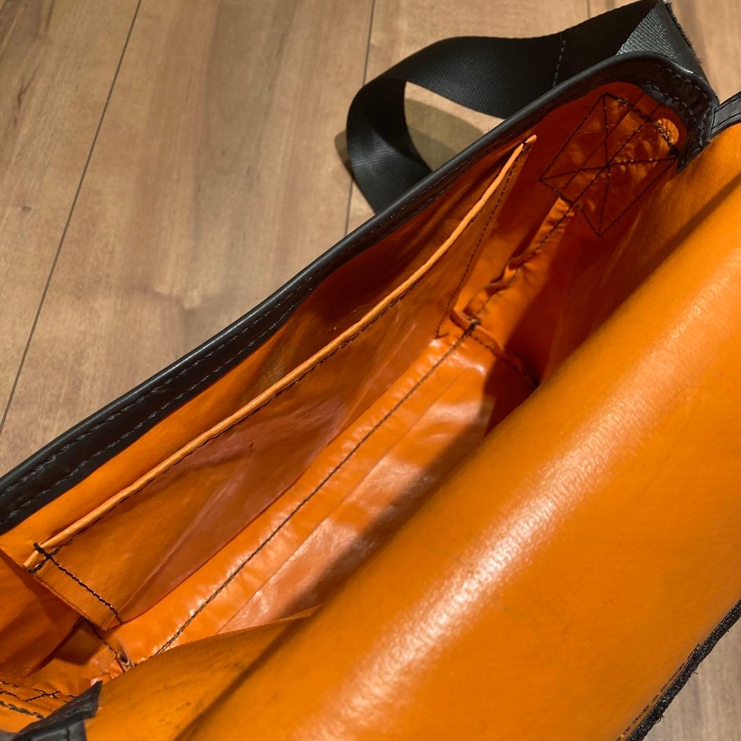 FREITAG HAWAII FIVE-0 オレンジ ショルダーバッグ