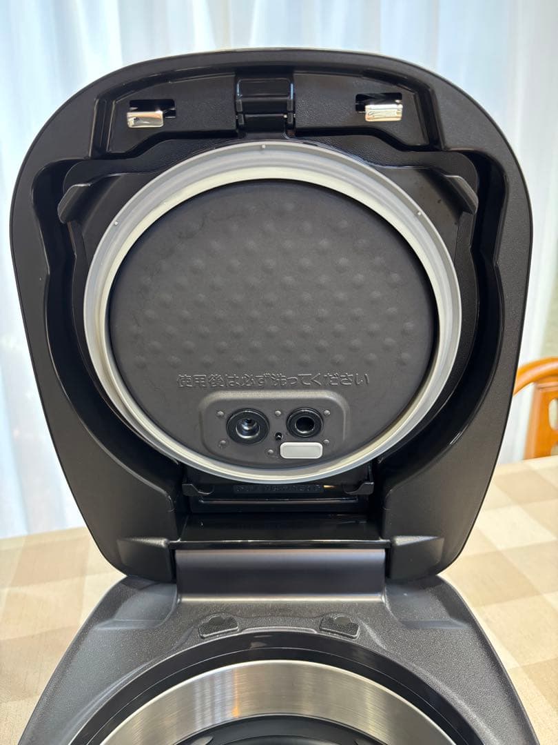 炊飯器5合炊き 最新タイガー圧力IH土鍋 ご泡火炊き 日本製JPH-J10NKM