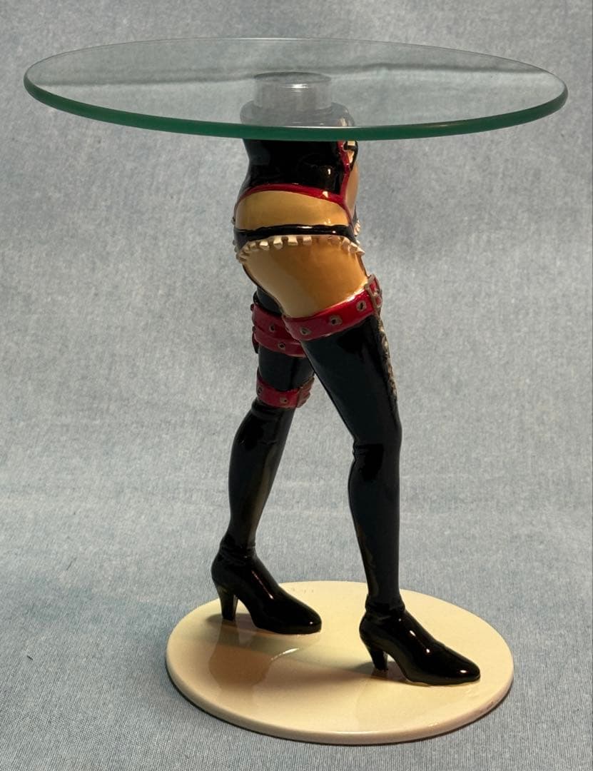 下半身型　ミニテーブル　ボンテージ　セクシー インテリアART