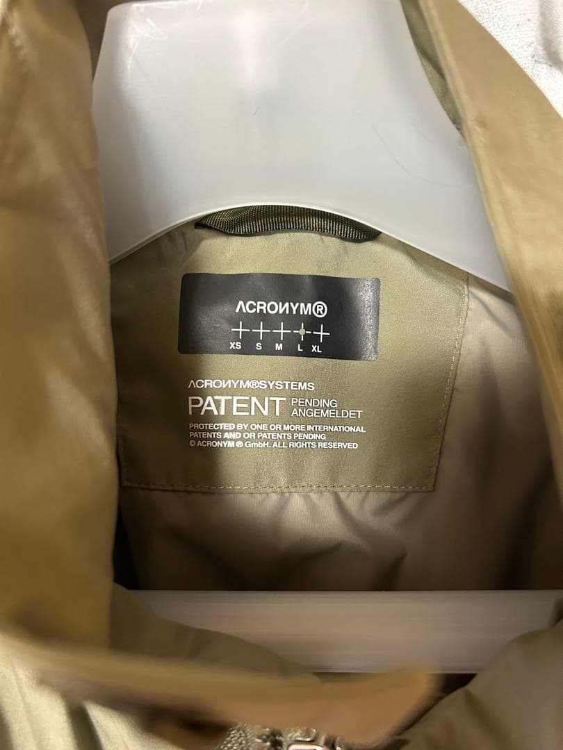 ジャケット・アウター ACRONYM J119w-WS Alpha Green L