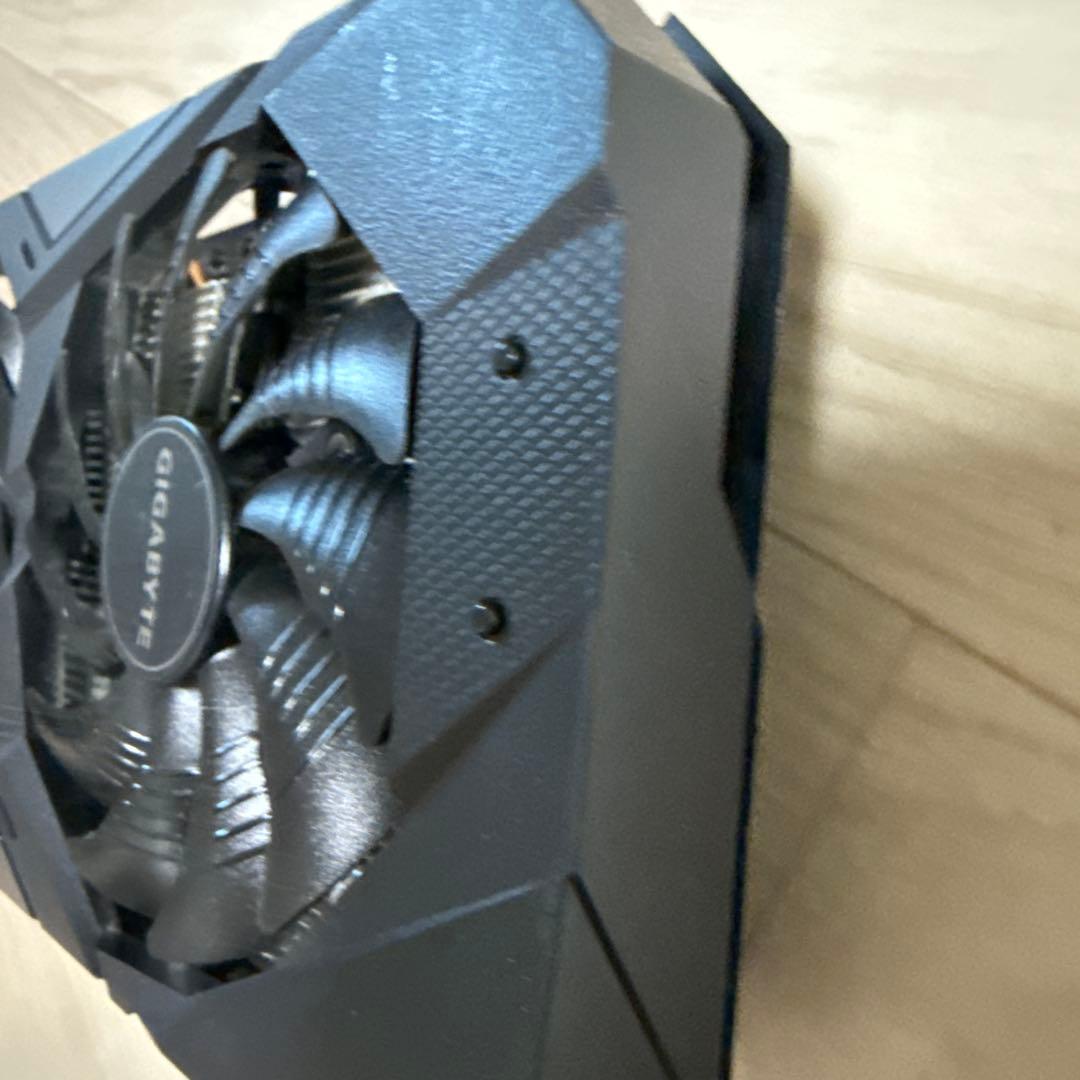 GIGABYTE グラフィックボード デュアルファン　ジャンク