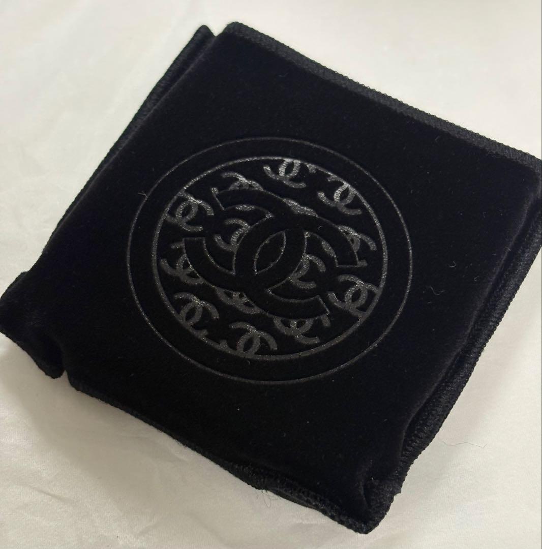 シャネル レキャトルオンブルブトン219