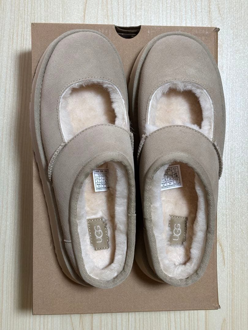 UGG W BEA MARY JANE / ビア メアリー ジェーン　ベージュ