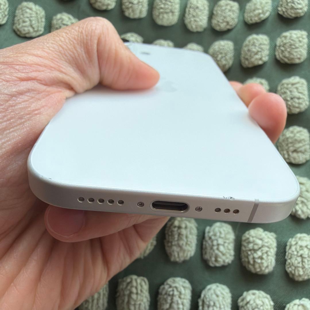 美品 Apple iPhone 16 512GB