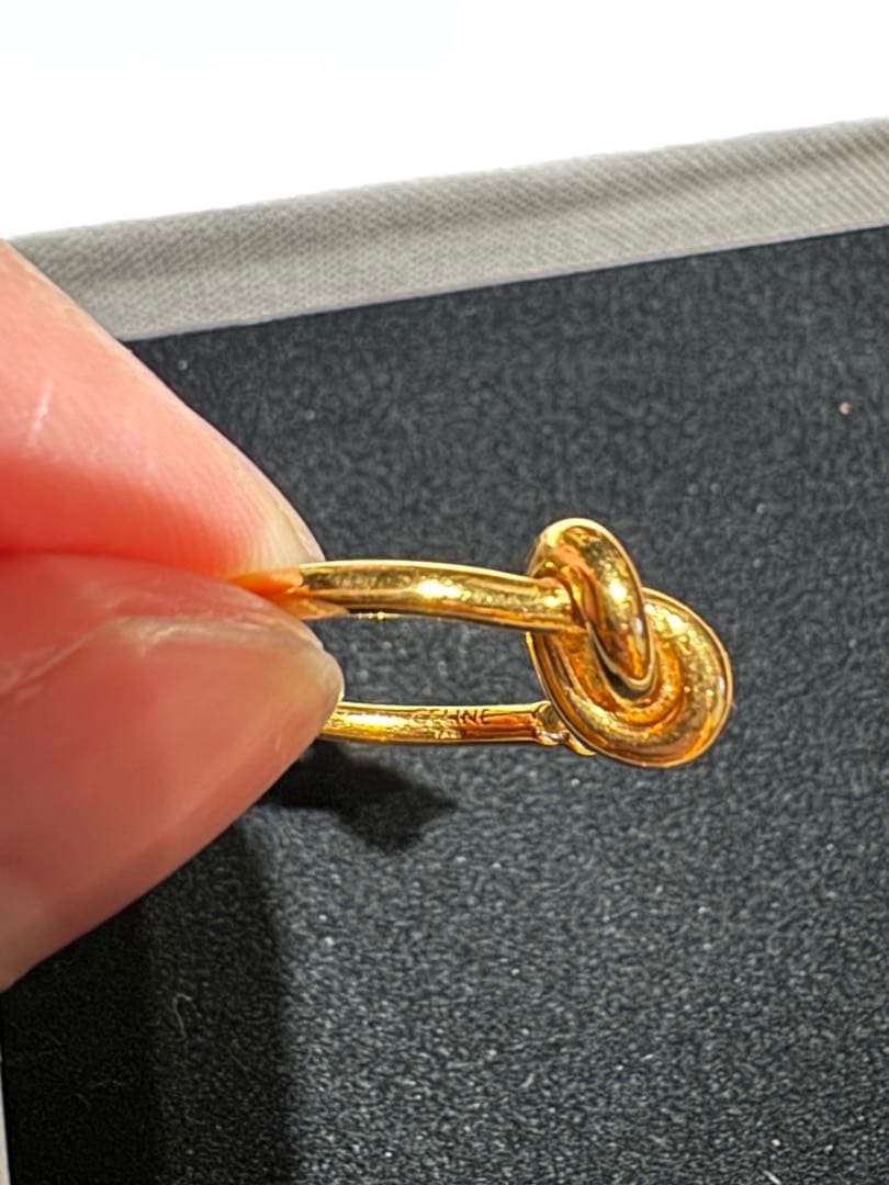 CELINE ノットデザイン ピアス(片耳用)