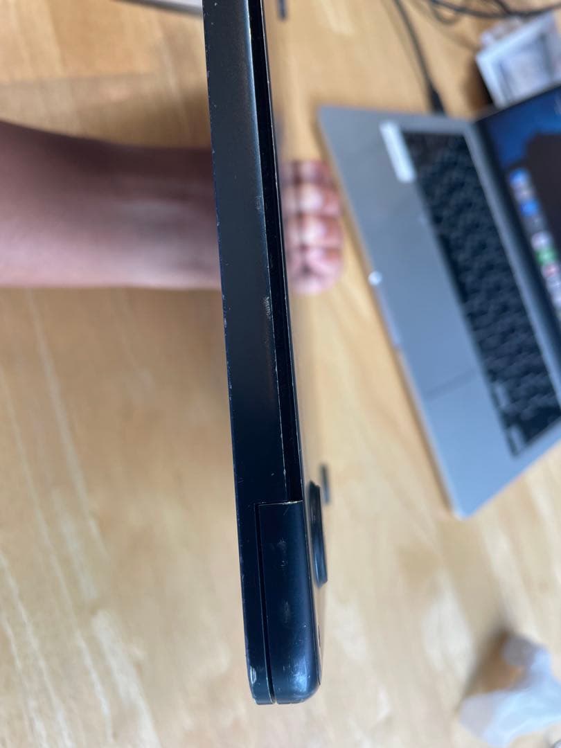 Apple MacBook airスペースグレー 本体　箱、充電器完備