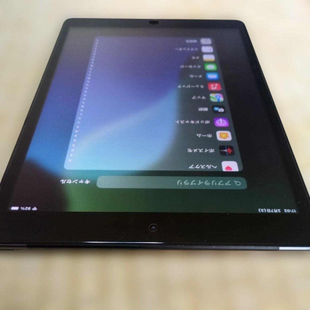 Apple iPad (第7世代)スペースグレイ 32GB セルラーdocomo