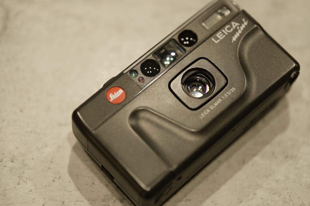 Leica Mini コンパクトフィルムカメラ