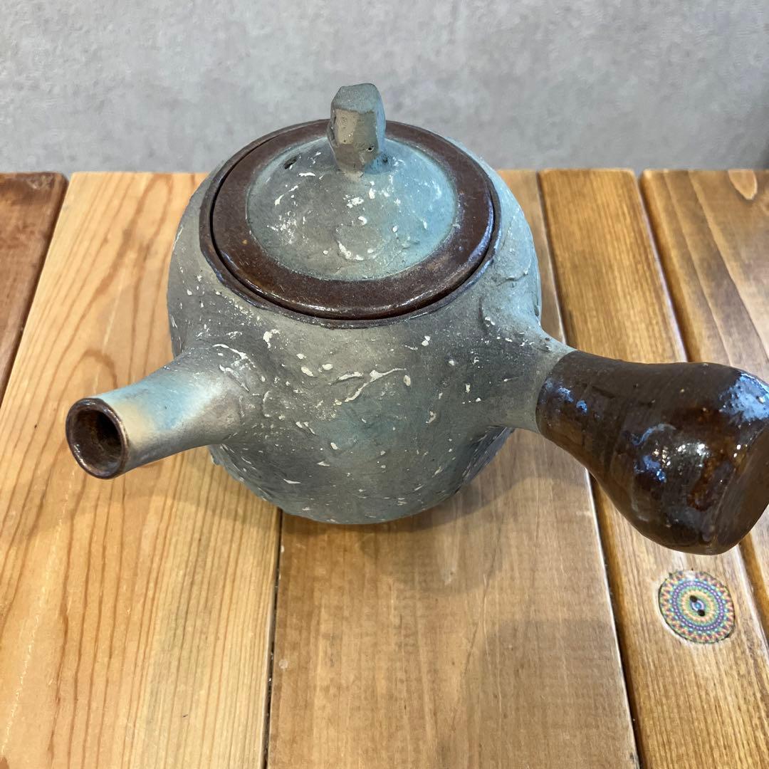 陶器製ティーポットとカップセット