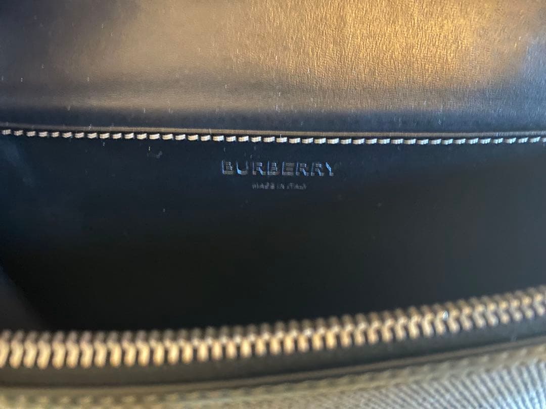 BURBERRY バーバリー　ショルダーバッグ　ボディバック　ユニセックス