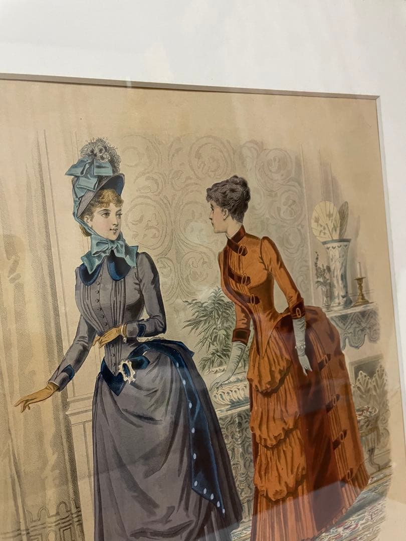 アンティーク絵画　1885年　フランス版画　ラ・レヴュ・ドゥ・ラ・モード額縁