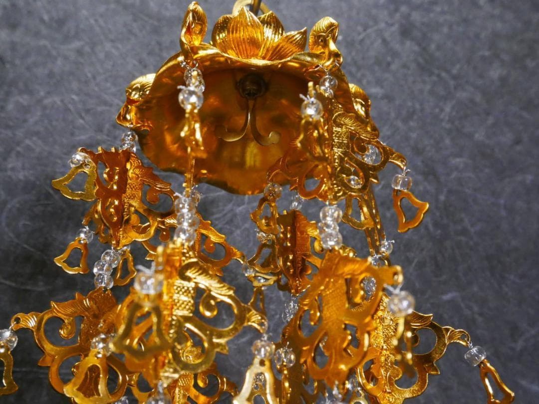 限定値下　展示未使用品　金色輪灯瓔珞　白玉付　高さ22㎝　4711