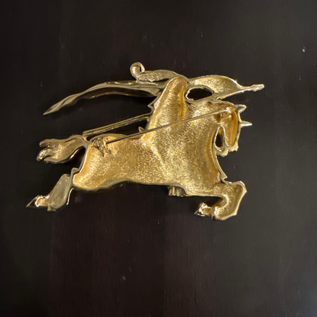 BURBERRYブローチ