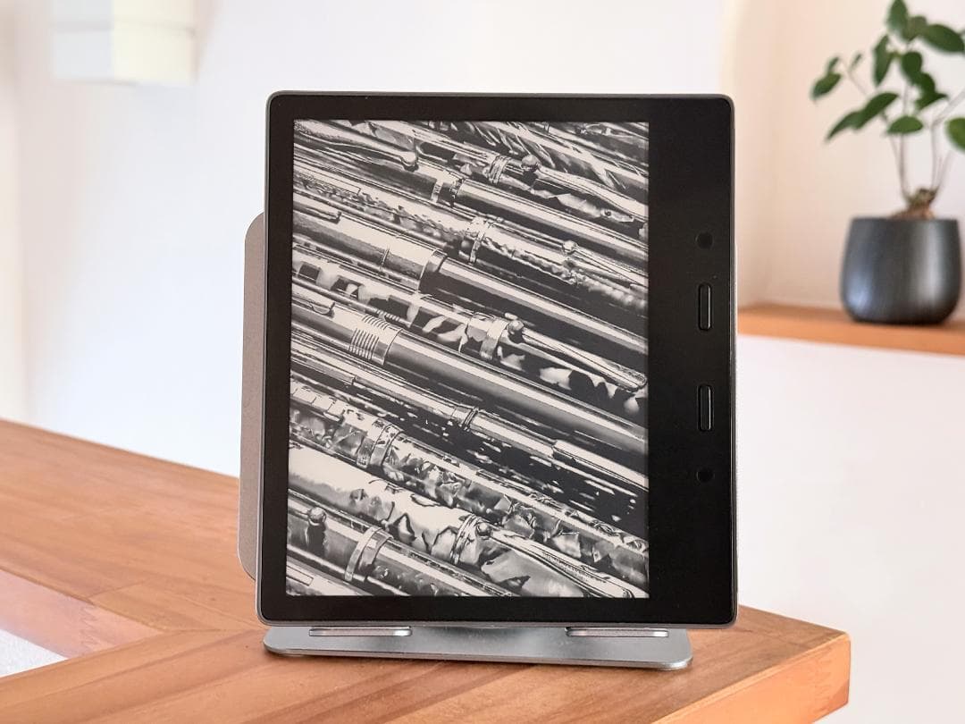 美品 Kindle Oasis 第10世代 32GB 広告なし LTE対応モデル