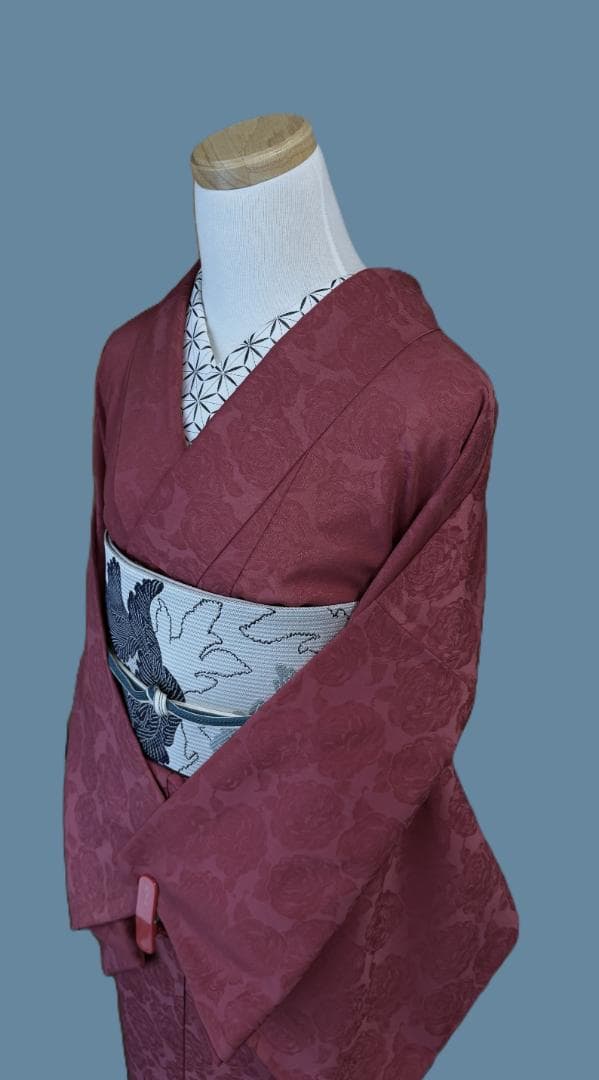 専用　京都小泉　ゴブラン刺繍薔薇柄着物　ローズ系　身丈１６６裄丈６８.５