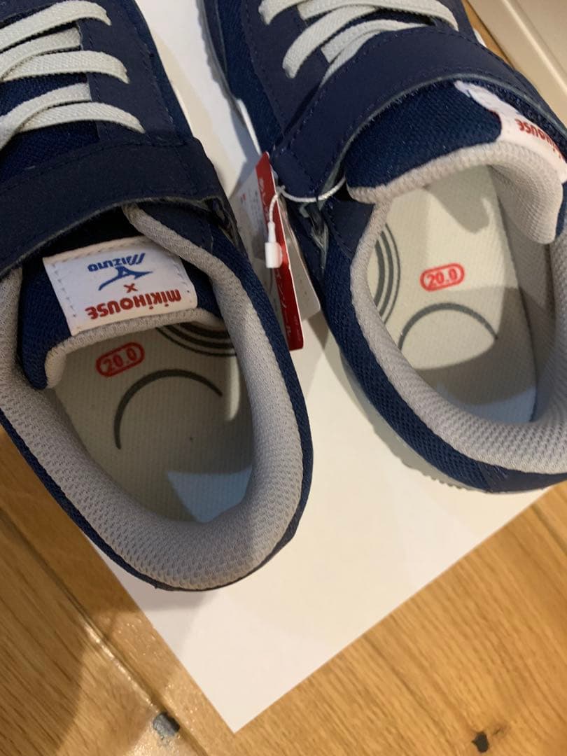 ミキハウス　ミズノスニーカー　20センチ