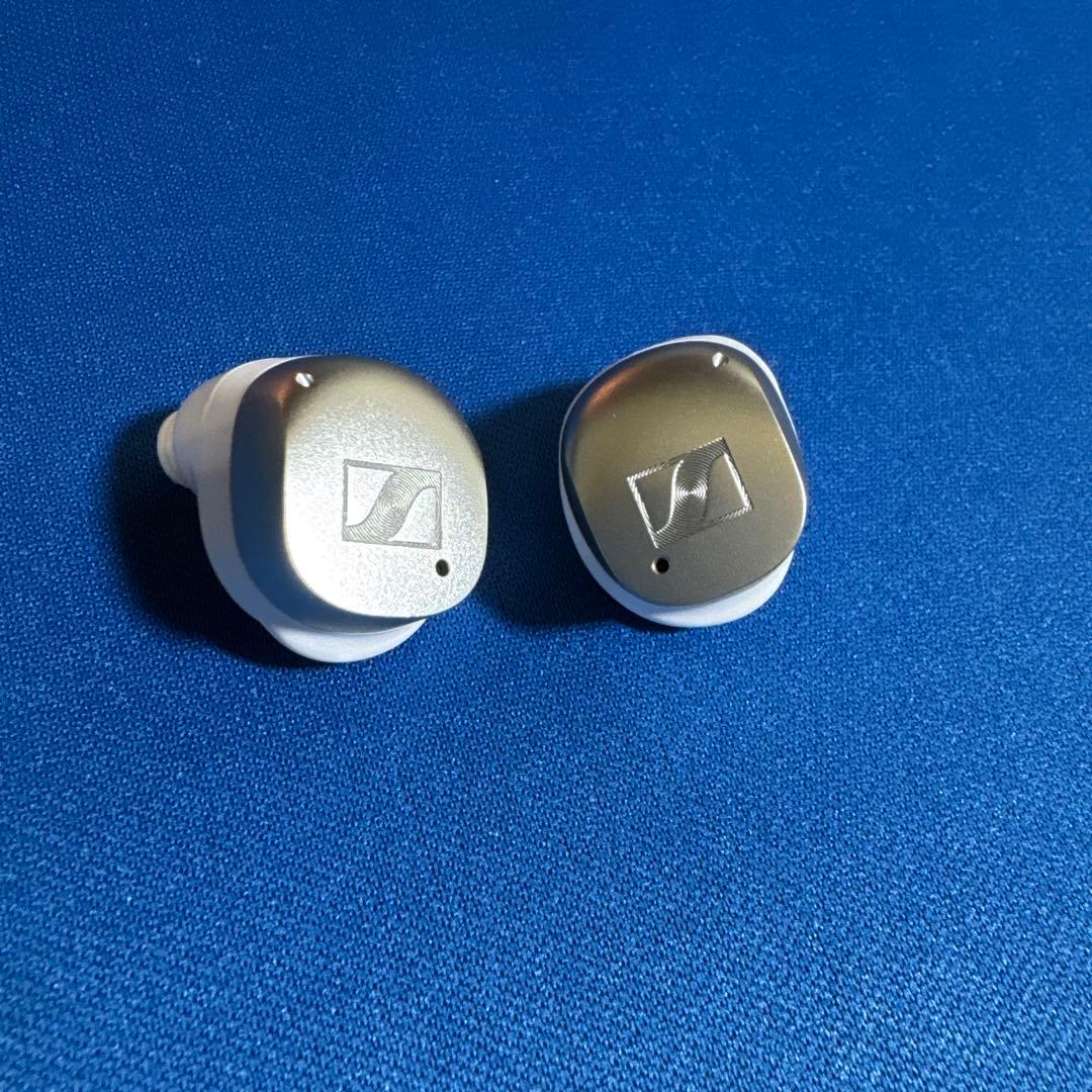 イヤホン MOMENTUM True Wireless 4 + BTD700