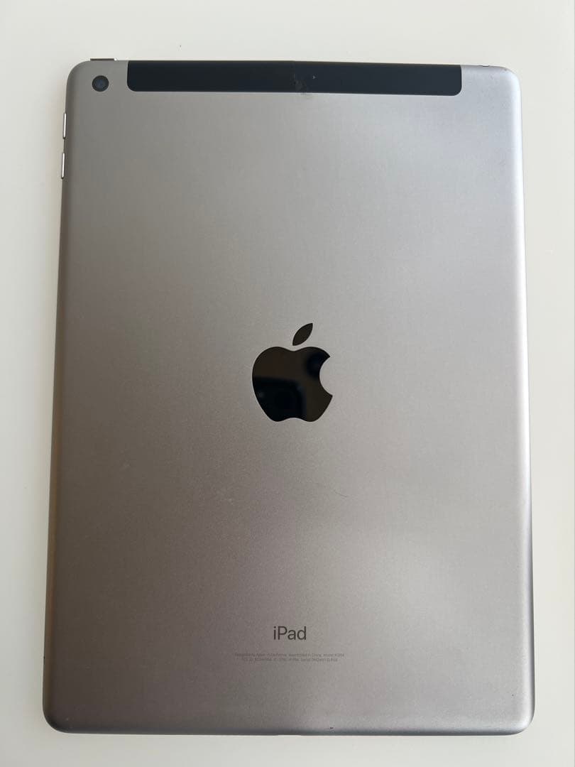 美品 iPad 第6世代 Wi-Fi 32GB スペースグレイ タブレット