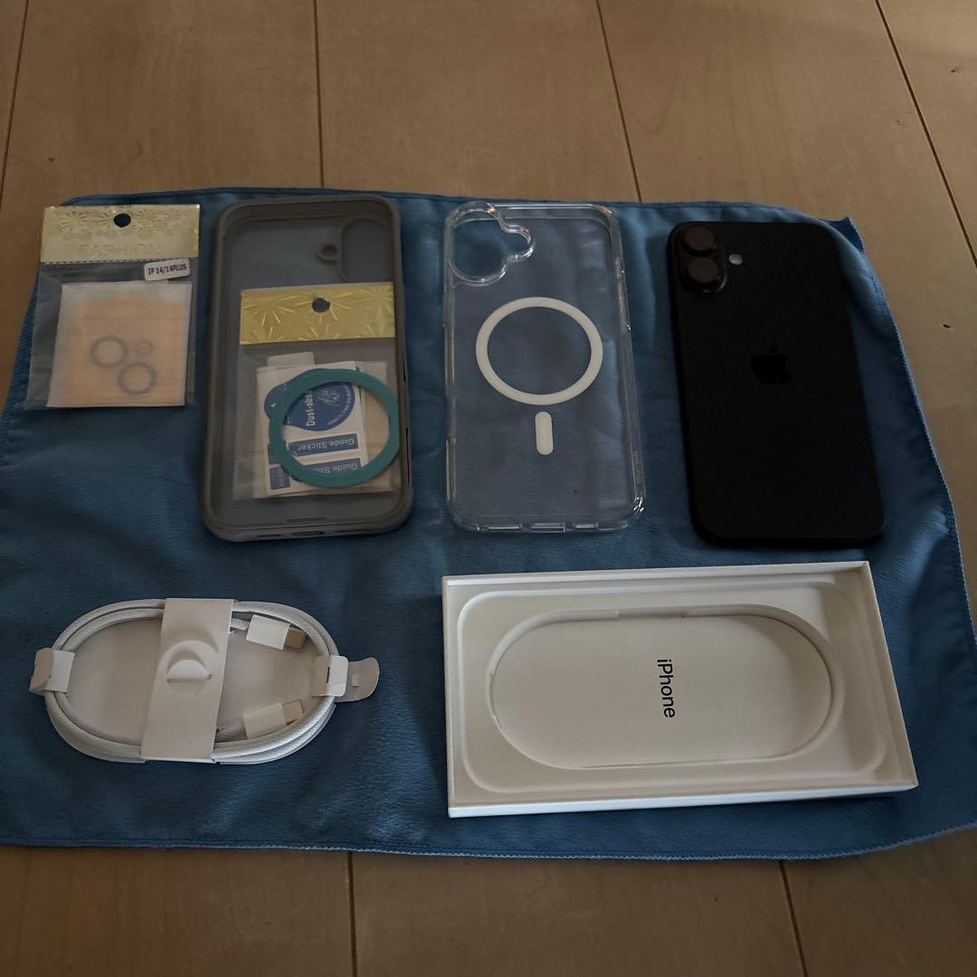 Apple iPhone 16 pulsブラック 本体