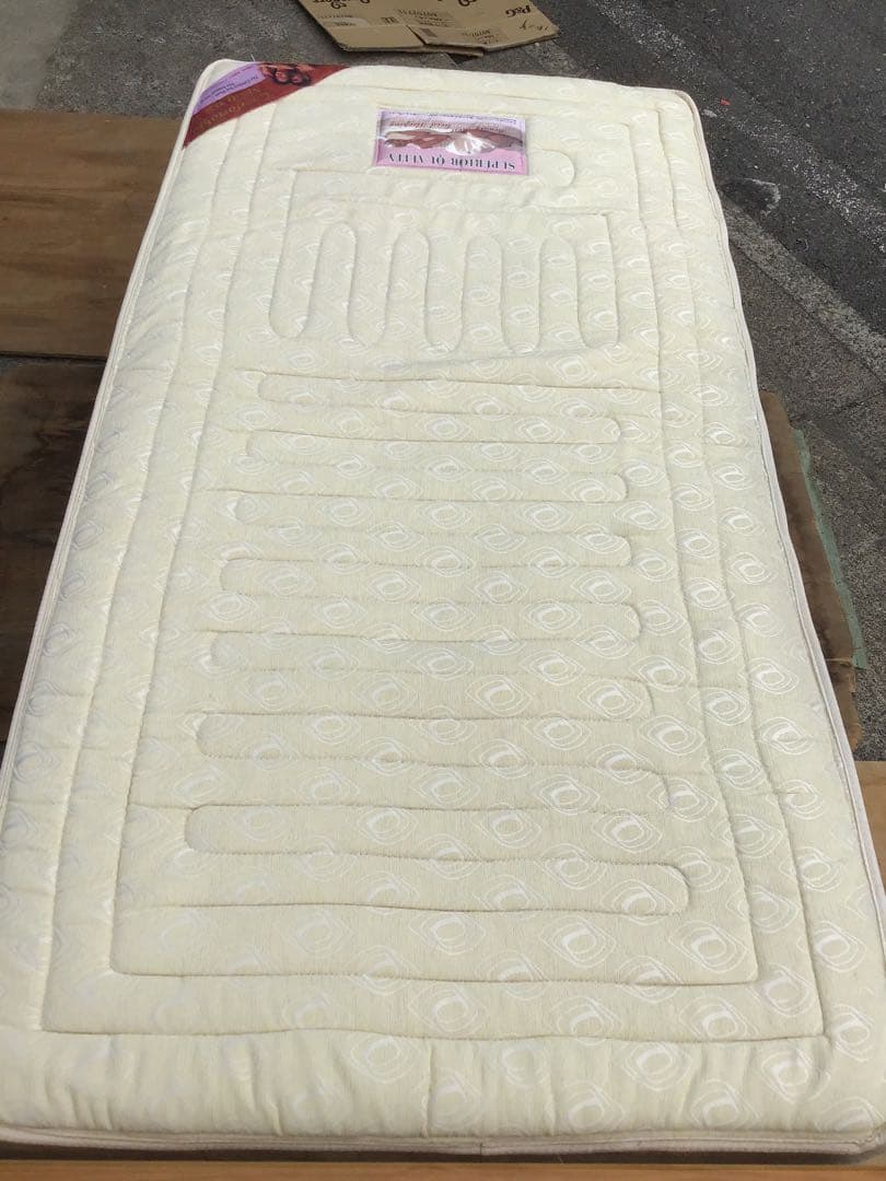 ※直接引き渡し希望！　シングルベッドマット