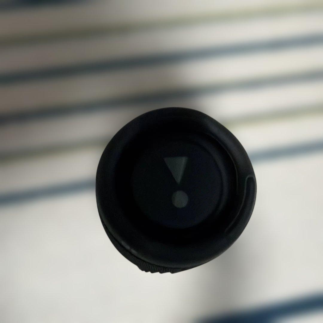 JBL ワイヤレススピーカー charge 5 ブラック　箱付き